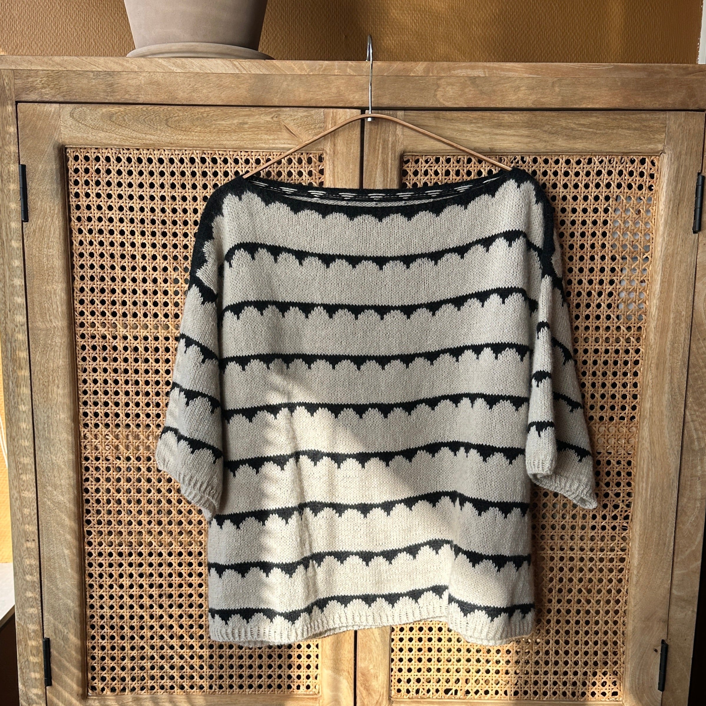 Robinia Tee strikket i Cashmere